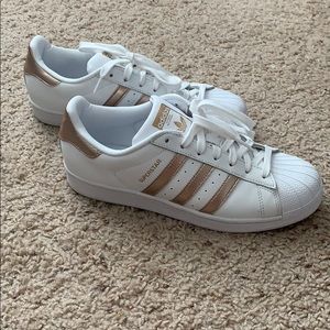 Adidas Superstar